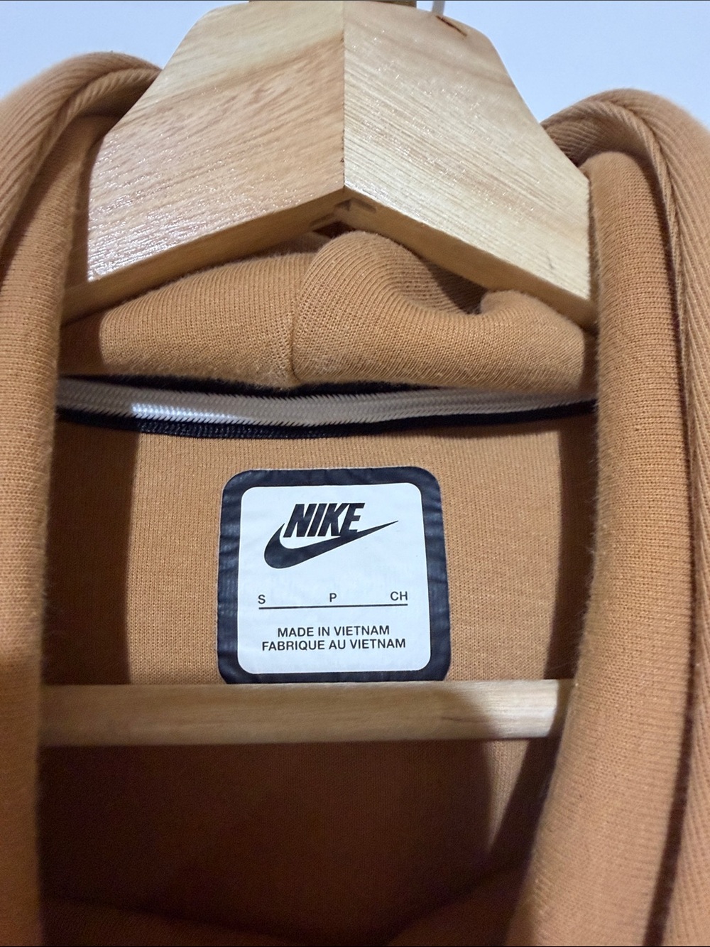 Nike Sportswear Tech Fleece Oversized Hoodie Flax  Women’s Size small - Picture 5 of 7